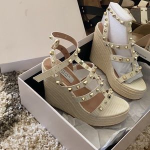 Steve Madden Sallina Wedges